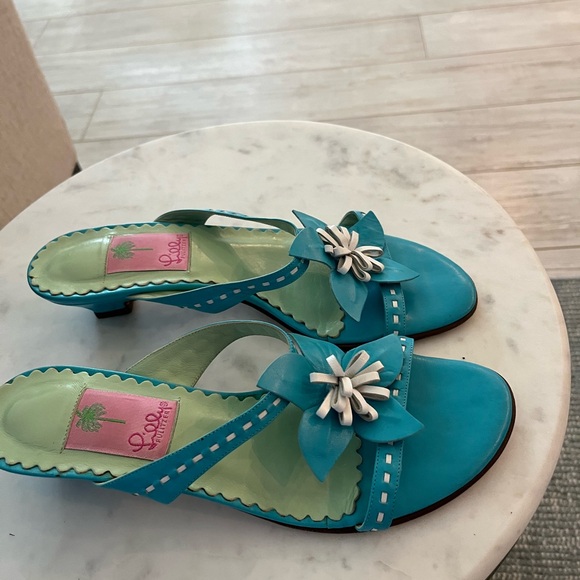 Lilly Pulitzer sandals 8 M - Picture 2 of 3